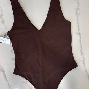 Babaton deep Vneck Bodysuit